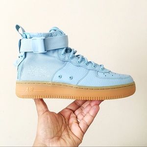 Nike SF AF1 Mid